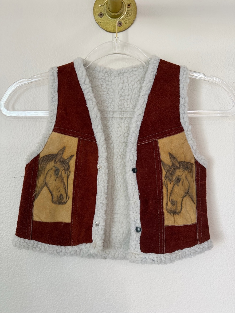 unbranded horse vest